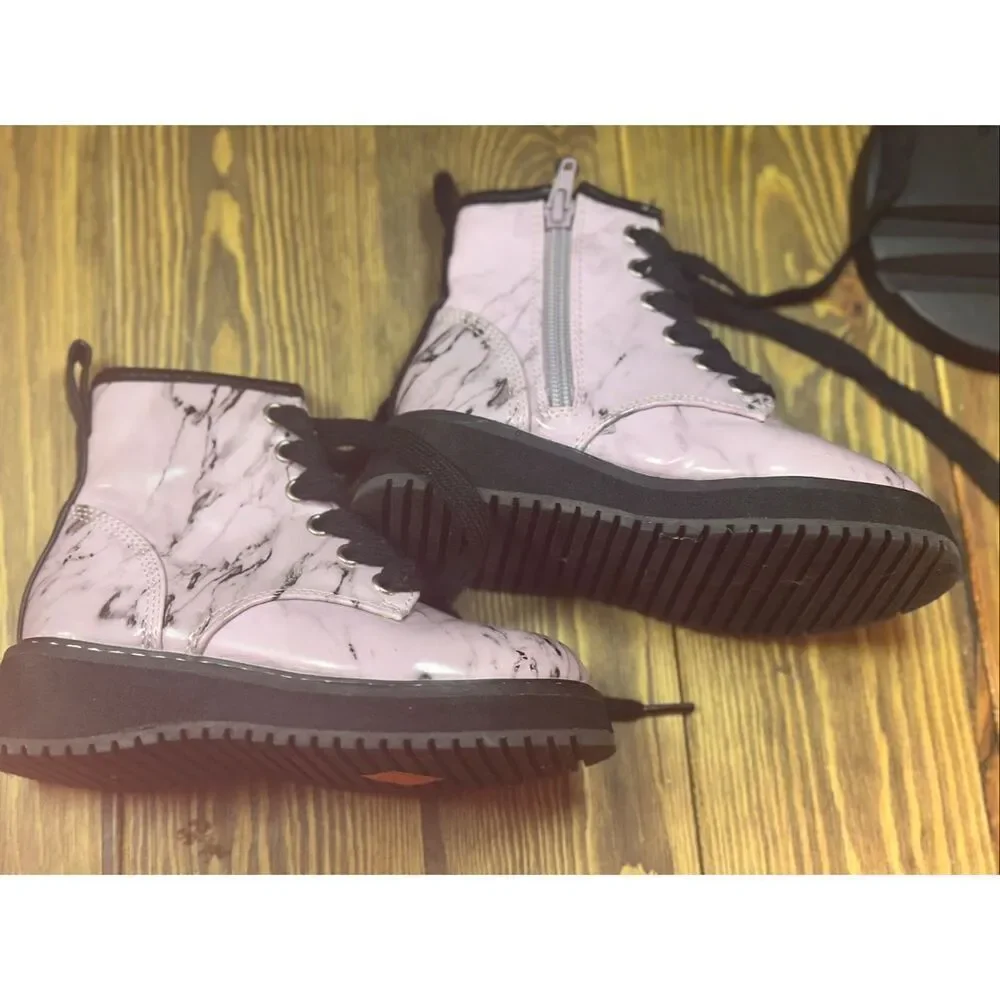 Steve Madden Jolivia Marble Lace-Up Boots girls size 9